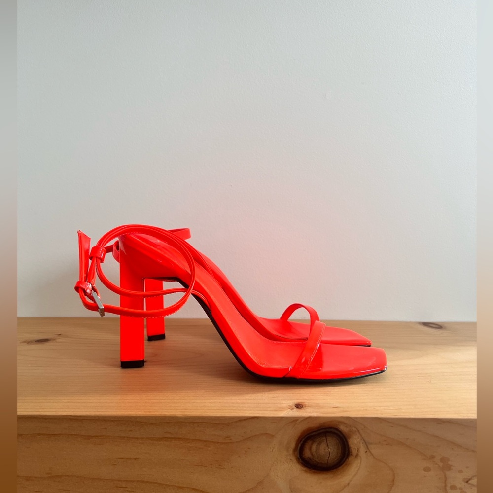 Marc Fisher ltd sandals
